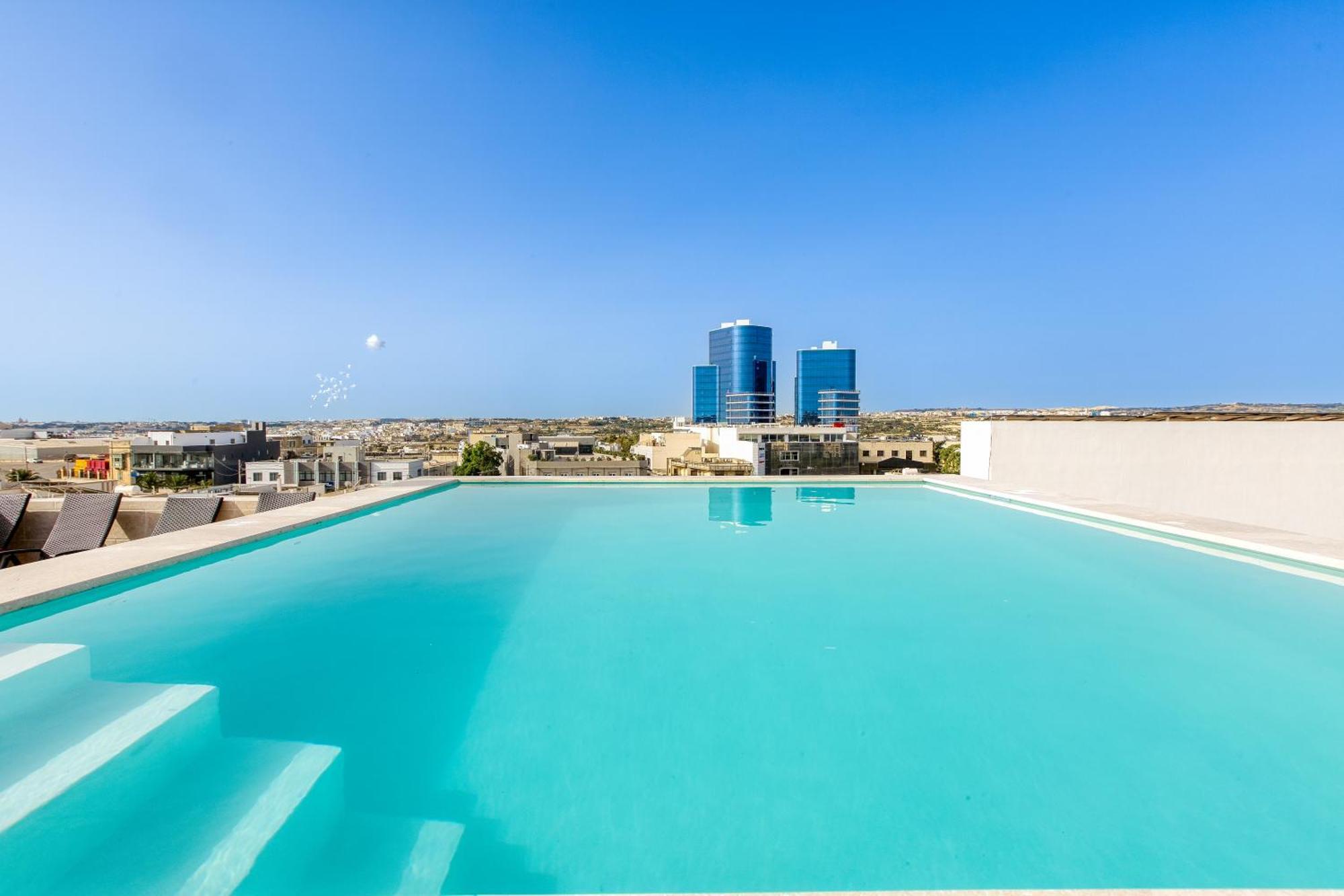 Annitchka Mansions - Penthouse In Central Malta Birkirkara Exterior foto
