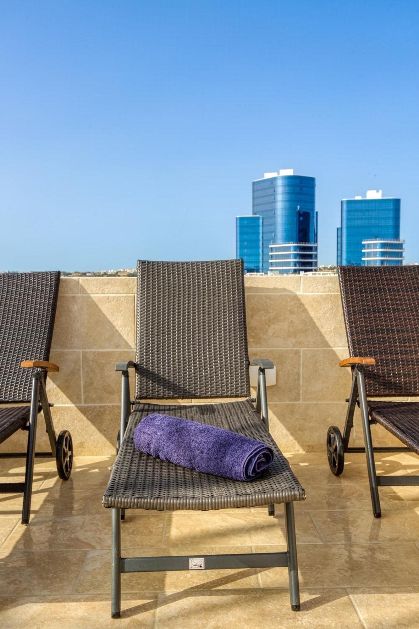 Annitchka Mansions - Penthouse In Central Malta Birkirkara Exterior foto